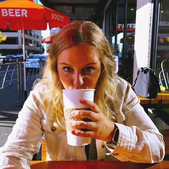 audrey_9701